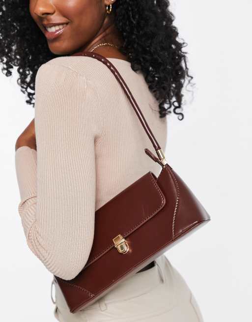Bolso de hombro burdeos con diseño baguette de French Connection