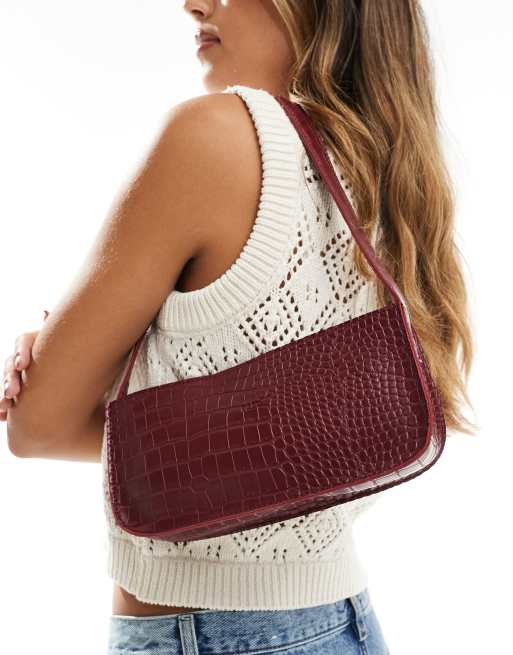 Bolso de hombro burdeos efecto piel de cocodrilo de estilo baguette de PASQ ASOS