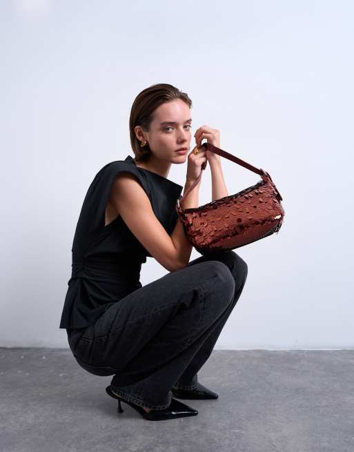 Bolso de hombro color óxido de lentejuelas con asa de mano de cuero Sol de Topshop