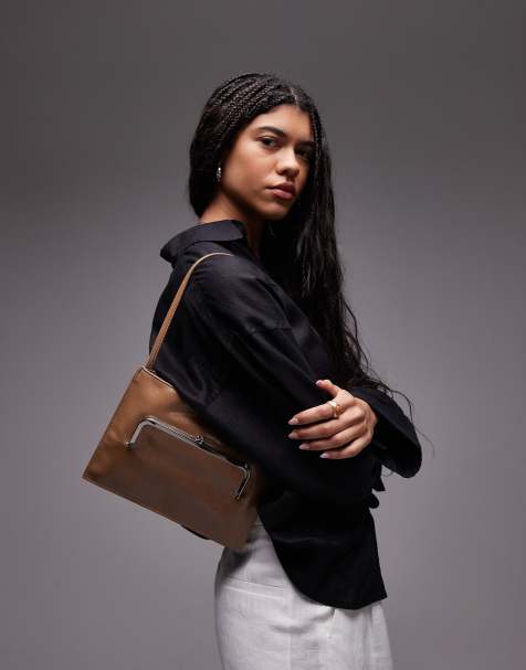 Bolso de hombro color tostado con detalle de bolsillo delantero de Mango - view 1
