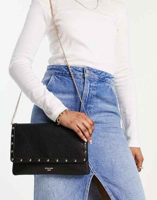 Bolso de hombro negro con tachuelas de Dune