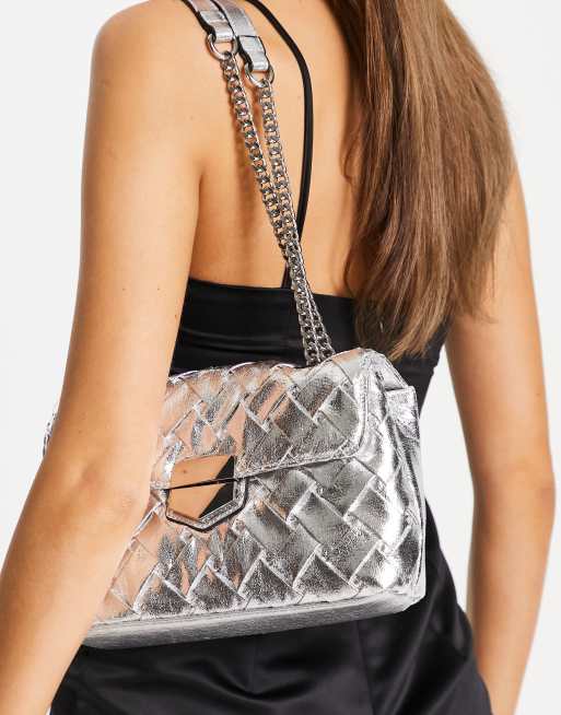 Bolso de hombro plateado metalizado acolchado con correa de cadena de Morgan, 3 de 4