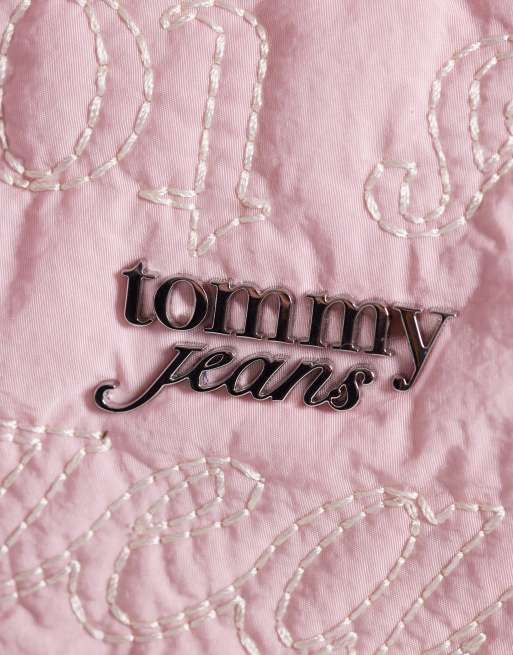 Bolso de hombro rosa acolchado con logo distintivo de Tommy Jeans, 3 de 4