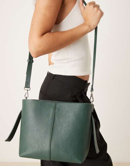 Bolso de hombro verde con correa bandolera de cuero Fraya de Becksondergaard, 3 de 4
