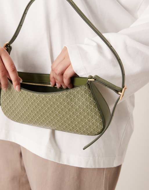 Bolso de hombro verde oliva con estampado del logo de Calvin Klein Jeans, 4 de 4