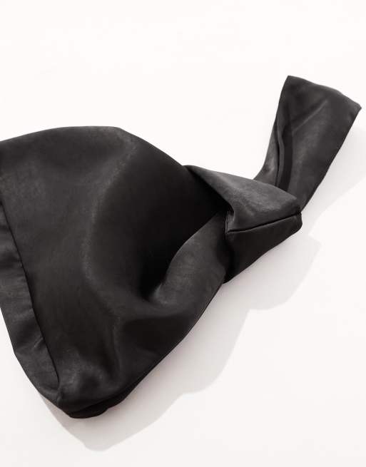 Bolso de mano de dama de honor negro de satén de Six Stories (parte de un conjunto), 2 de 4