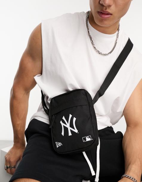 Bolso de mano negro con logo "NY" de New Era - view 1
