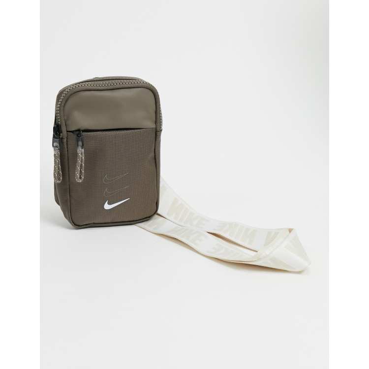 Bandolera cheap nike plata