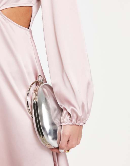 Bolso de mano plateado efecto espejo con diseño estructurado y asa de aro de True Decadence