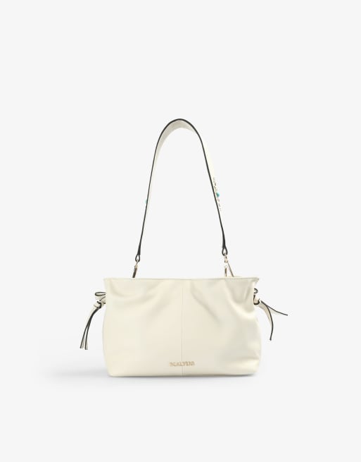 Bolso pequeño color crudo flexible con tachuelas de Scalpers