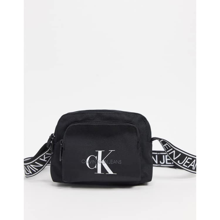 Bolsa deporte best sale calvin klein