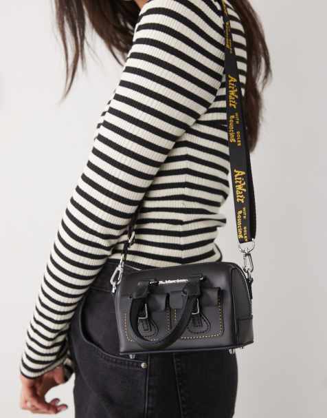 Bolso pequeño negro con asa superior y pespuntes en contraste de Dr. Martens - view 1