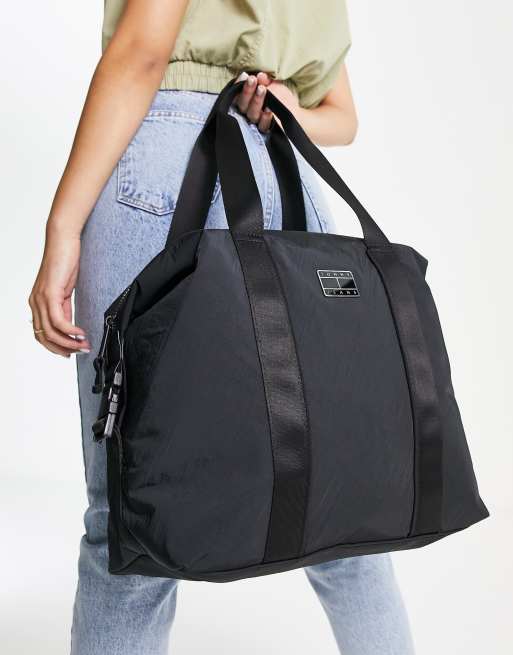 Bolso shopper negro de estilo casual de Tommy Jeans ASOS