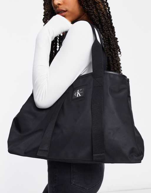 Bolso shopper negro de estilo tote de Calvin Jeans | ASOS