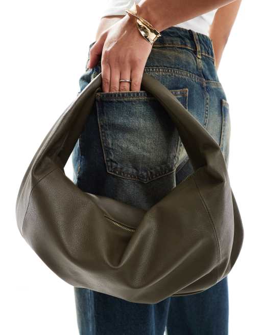 Bolso tote caqui con diseño curvado y holgado de cuero de ASOS DESIGN, 4 de 4