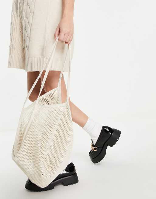 Bolso tote color crema con diseño de tiras de ASOS DESIGN, 4 de 4