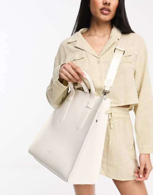 Bolso tote grande blanco con correa bandolera de Claudia Canova, 3 de 4