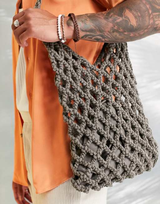 Bolso tote gris de punto de macramé de ASOS DESIGN ASOS