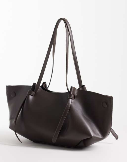 Bolso tote marrón con asa larga de Gina Tricot, 4 de 4