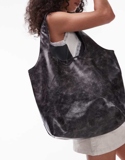 Bolso tote marrón desgastado con asas redondeadas Troy de Topshop