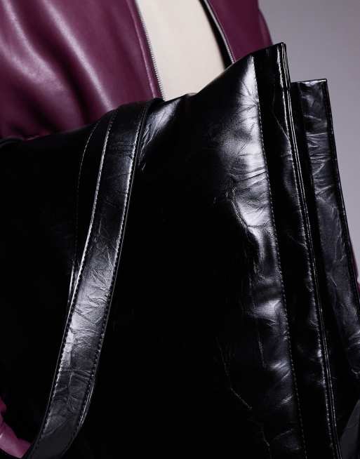 Bolso tote negro estructurado de cuero sintético efecto agrietado de ASOS DESIGN, 4 de 4