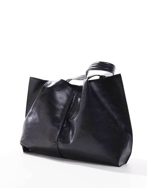 Bolso tote negro flexible con detalle plisado de ASOS DESIGN, 3 de 4