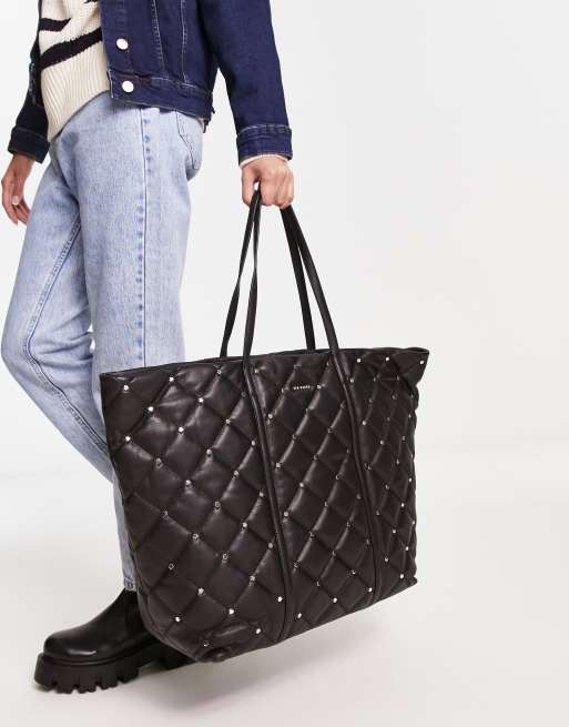 Bolso tote negro guateado con tachuelas de cuero Pascale de Totes