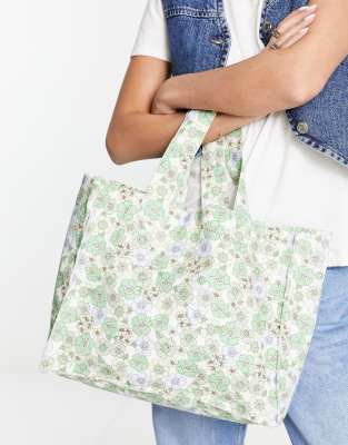 Bolso tote pequeño con estampado de flores primaverales de Envii