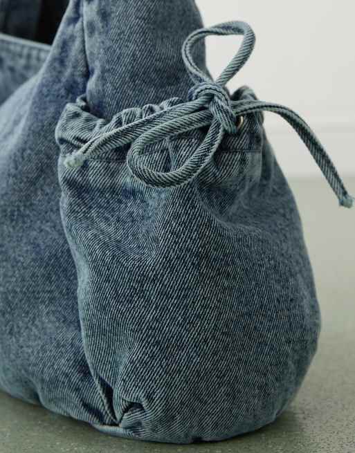 Bolso tote vaquero azul holgado con bolsillos anudados de Monki , 3 de 4