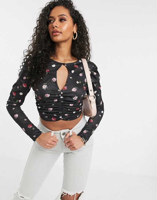 Boohoo crop top with ruched keyhole detail in black ditsy floral