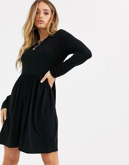 Boohoo exclusive basic smock dress with long sleeve in black