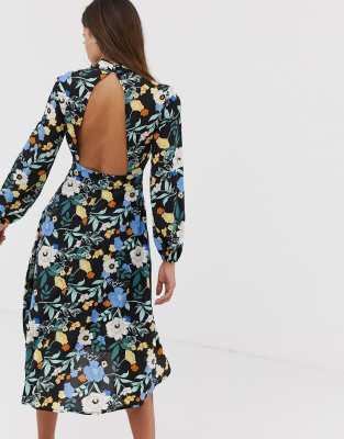 boohoo open back dress