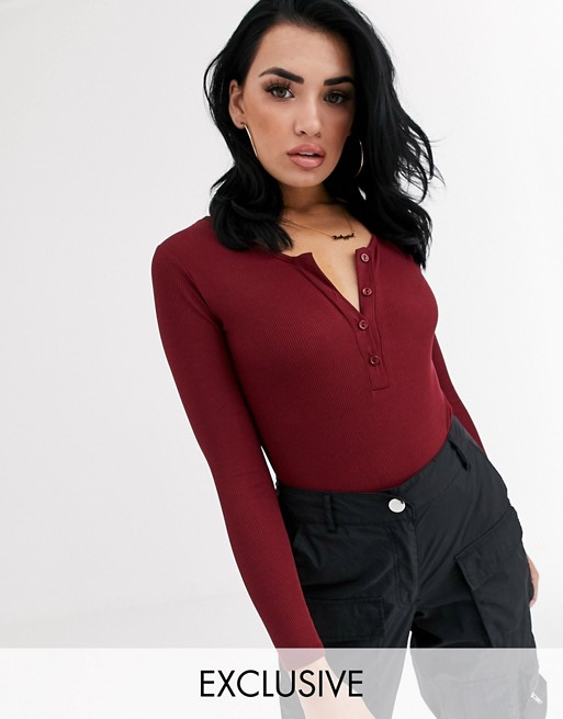 Boohoo exclusive ribbed body with button detail in burgundy