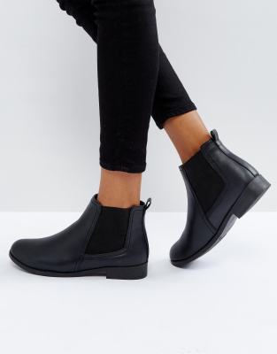 black flat chelsea boots