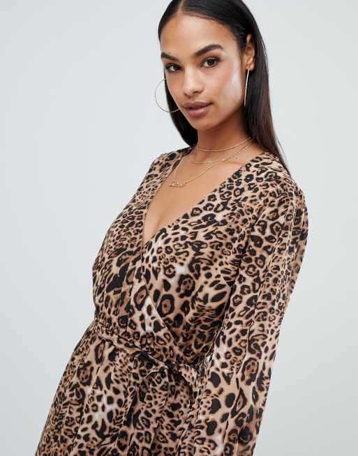 Boohoo – Leopardmönstrad långärmad omlottklänning i midilängd, 3 av 4