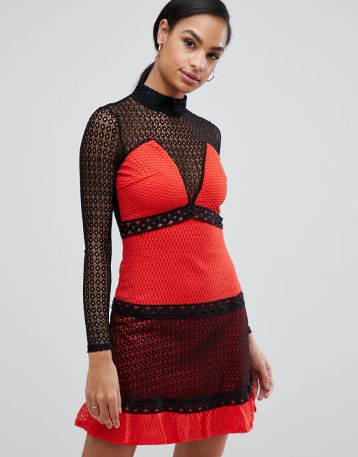 Boohoo lace 2024 panel dress