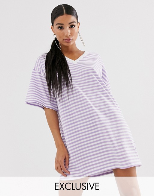 Boohoo oversized t-shirt dress with v neck in lilac stripe