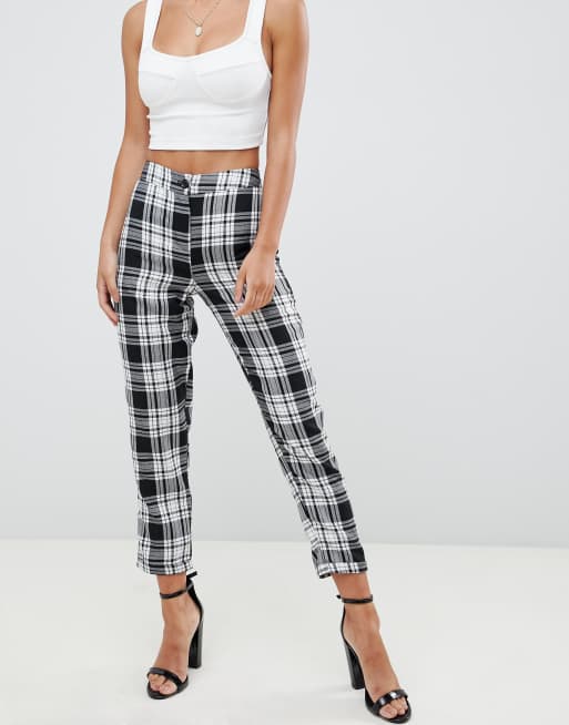 Boohoo Petite – Karierte Hose mit hoher Taille, 4 von 4