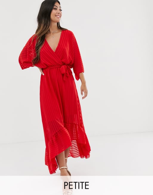 Boohoo Petite Robe milongue avec ourlet à volants et ceinture