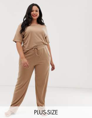 boohoo plus size co ords