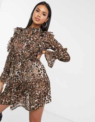 boohoo robe courte