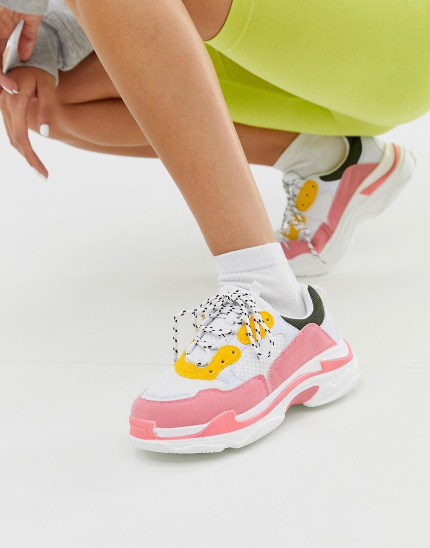 Boohoo - Sneakers con suola spessa bianche con dettagli colorati-Multicolore