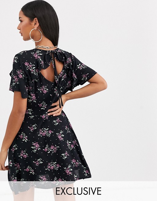 Boohoo tea dress with open back and angel sleeve in black floral