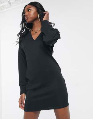 jumper dress v neck