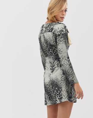 boohoo leopard print wrap dress