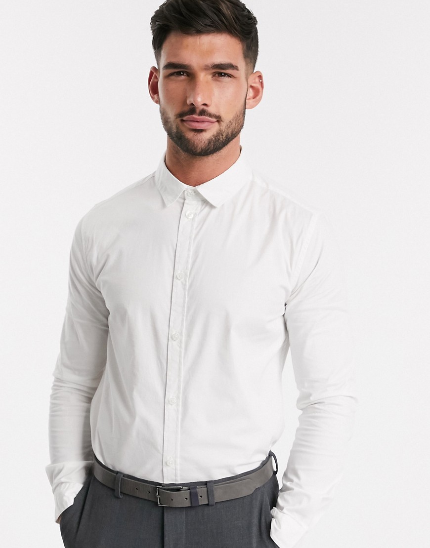 boohooMAN - Camicia a maniche lunghe attillata in popeline bianca-Bianco