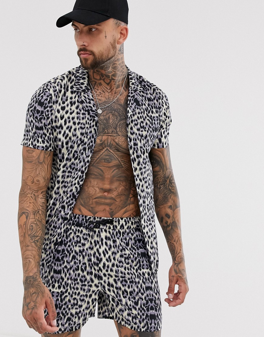boohooMAN - Camicia leopardata in coordinato con collo a rever-Marrone