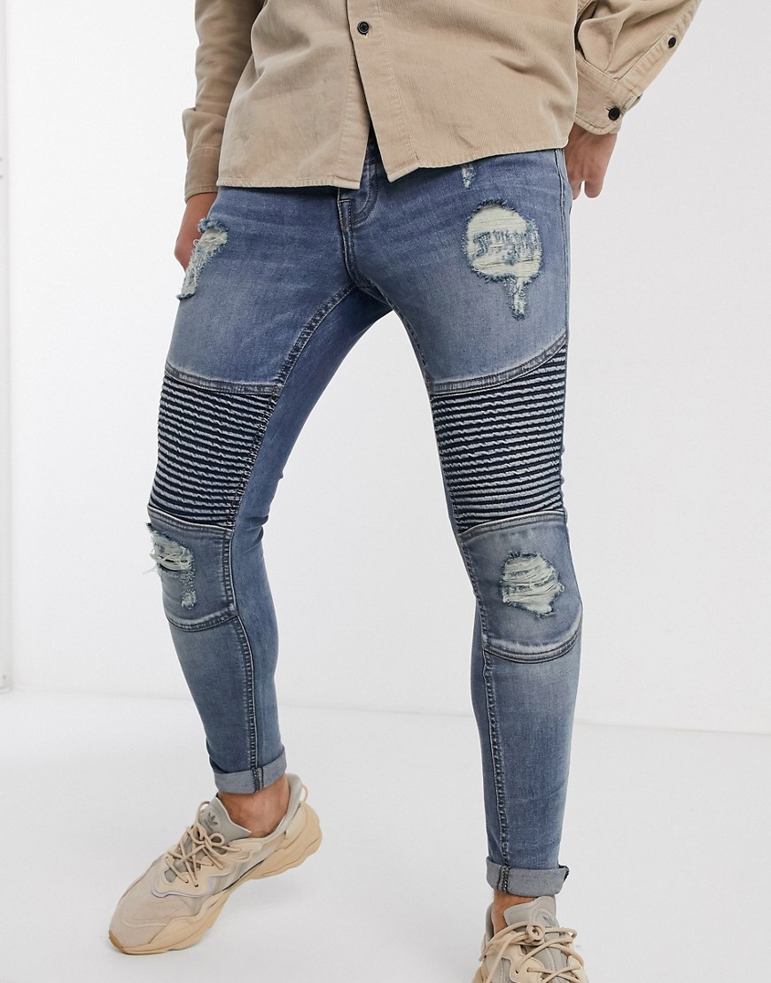 BoohooMAN - Jeans stile biker super skinny invecchiati lavaggio blu chiaro