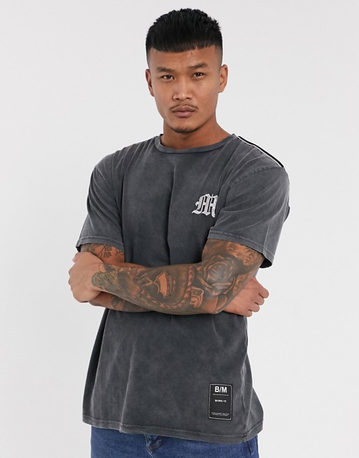 boohooMAN loose fit M embroidered acid wash tape t-shirt in charcoal grey
