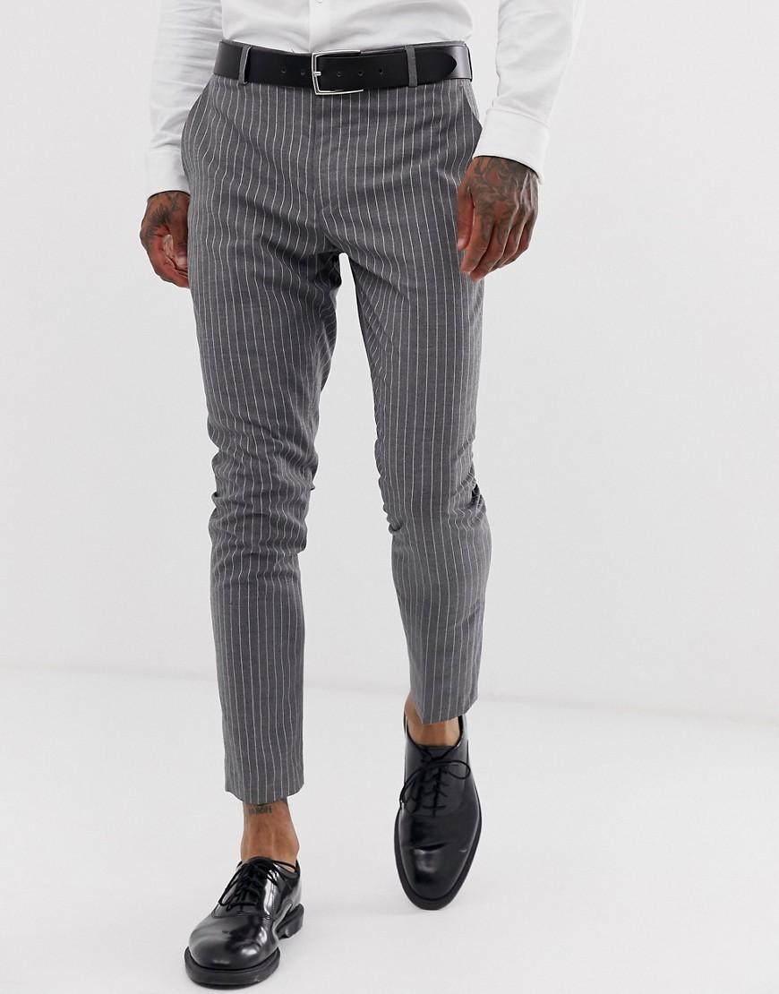 boohooMAN - Pantaloni da abito affusolati grigio gessato